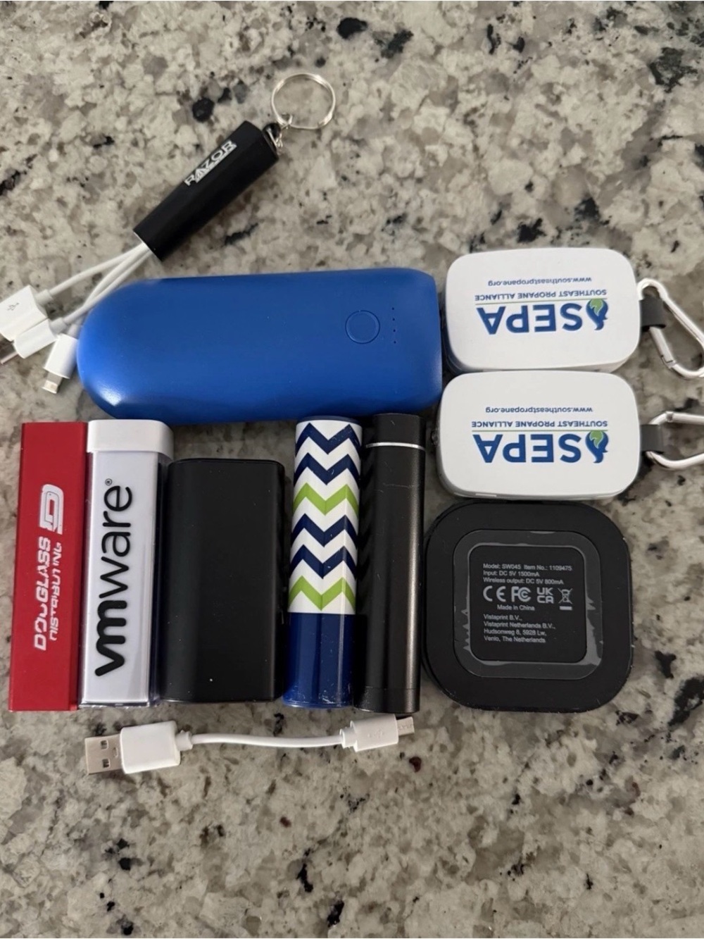 Set of 10 Assorted Portable Power Banks and Chargers - Blue, Black, White, Red - Picture 2 of 2